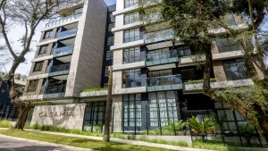  Fachada do Casamia, empreendimento boutique de alto padrão no Bigorrilho em Curitiba
